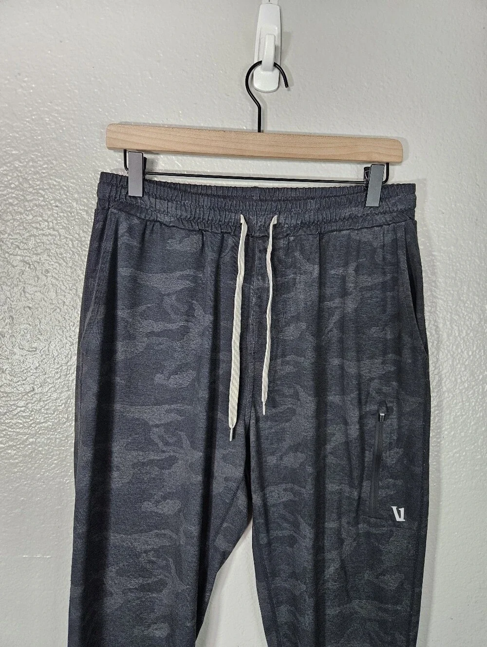 Vuori Sunday Performance Joggers Size L